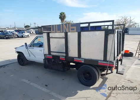 1986 Toyota Pickup Cab Chassis Rn75 Dlx из США, поврежденный, VIN JT5RN75U7G0003447